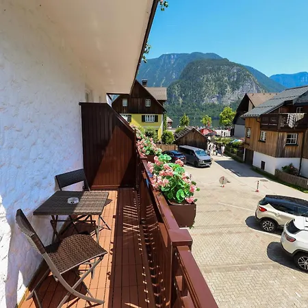 Bergfried Guest house 3*