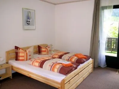 Bergfried هالشتات